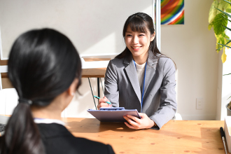 従業員と部署の安定を支援